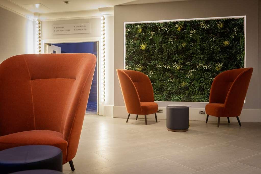 Doubletree By Hilton London Elstree Borehamwood Interior foto